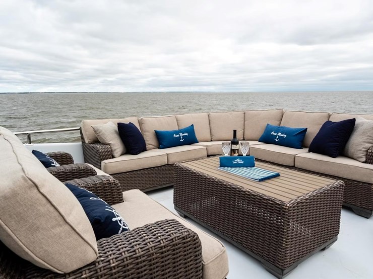 #18-•-2003-breaux-brothers-85'-yacht-|-"come-monday"-image-24