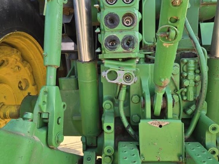 1993-john-deere-7600-image-10