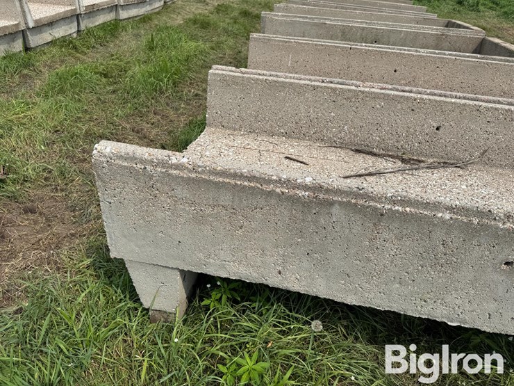 concrete-h-feed-bunks-image-14