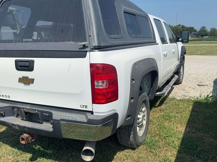 2008-chevrolet-silverado-2500hd-ltz-image-5