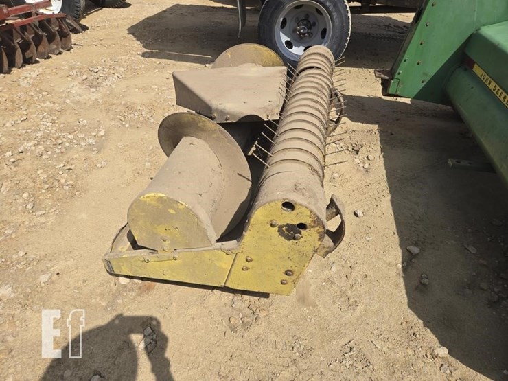 john-deere-3940-image-11
