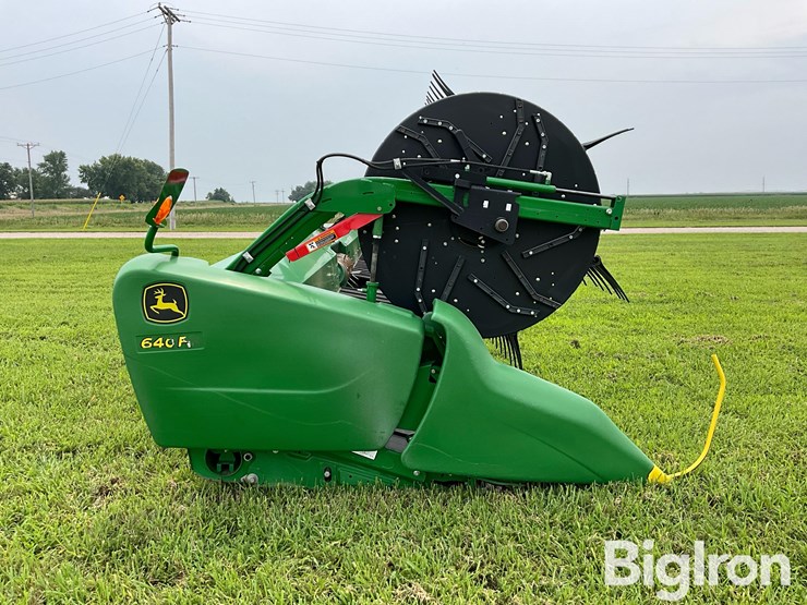 2017-john-deere-640fd-image-4