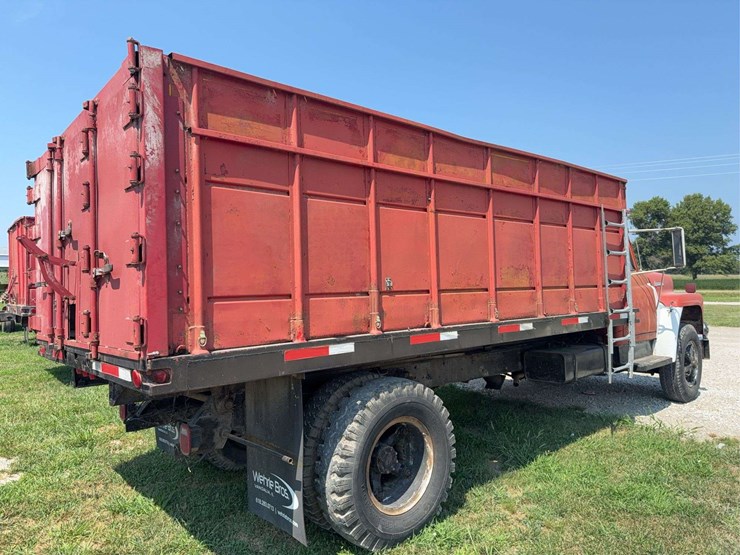 1975-international-loadstar-image-6