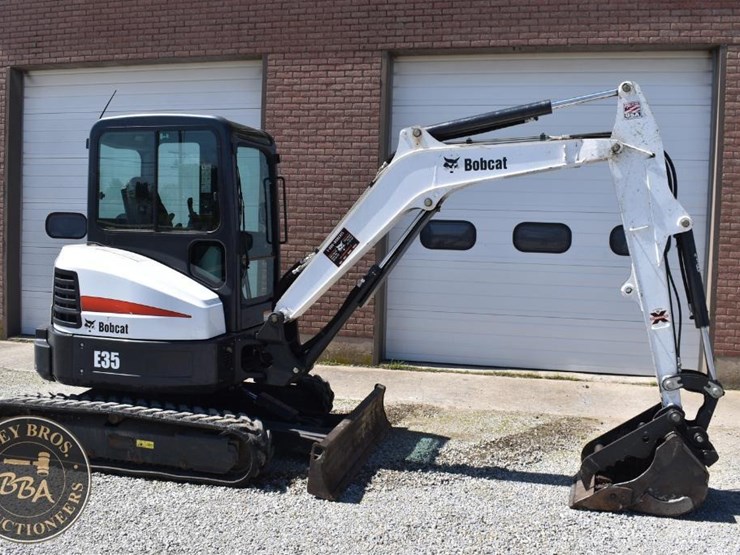 2014-bobcat-e35-image-8