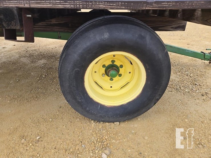 john-deere-1065a-image-10