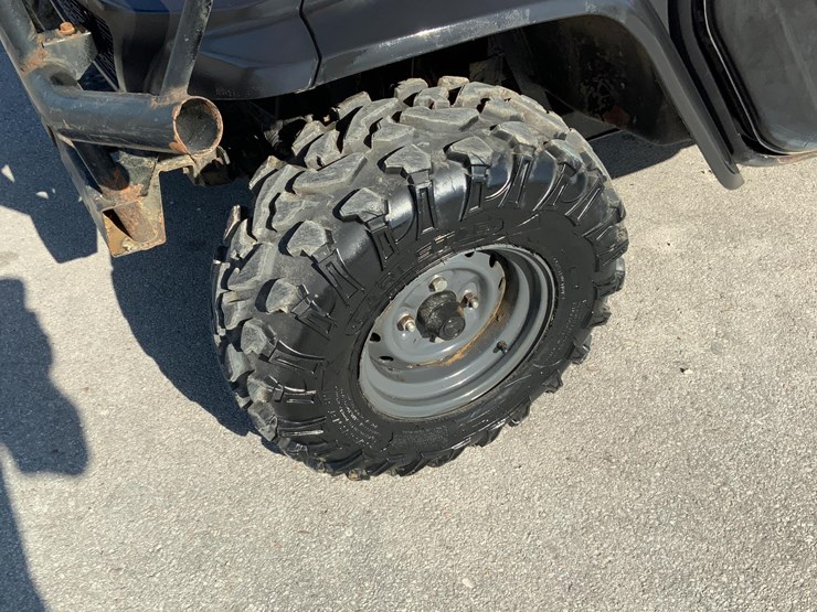 2011-kubota-4x4-utv-image-19