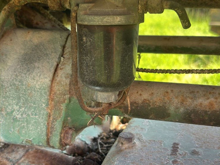 john-deere-70-image-22