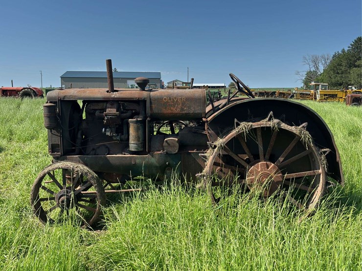 oliver-90-image-2