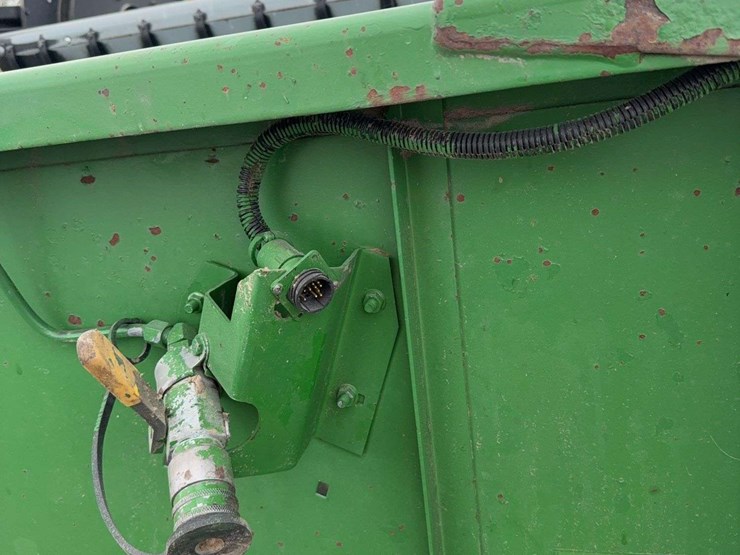 2025-john-deere-918-image-13