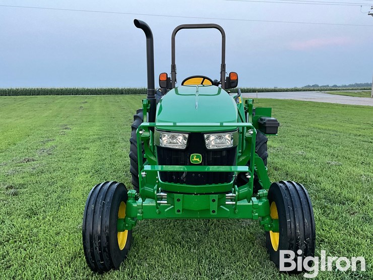 2023-john-deere-5050e-image-2