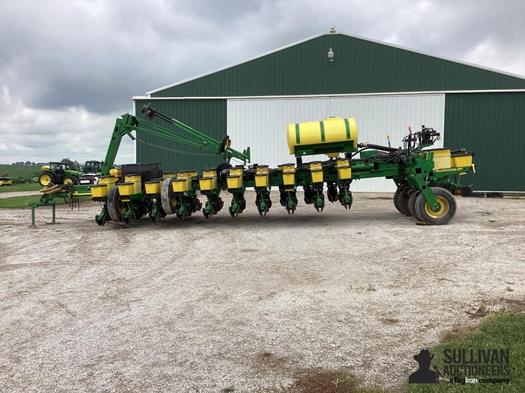 2009-john-deere-1770nt-image-12