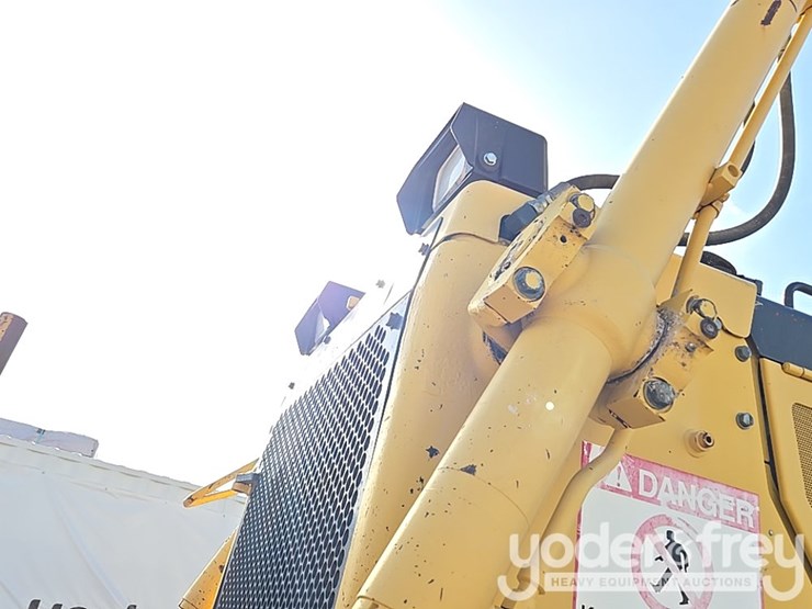 2014-komatsu-d155ax-7-image-43