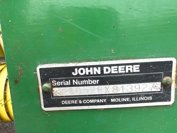 john-deere-328-image-4