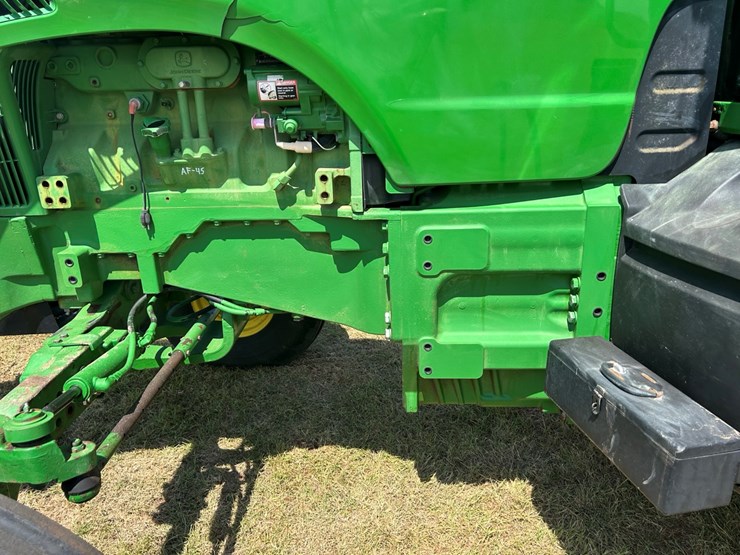 john-deere-8120-image-15