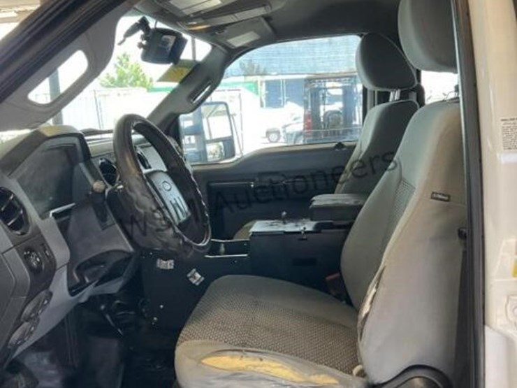 2016-ford-f350-image-22
