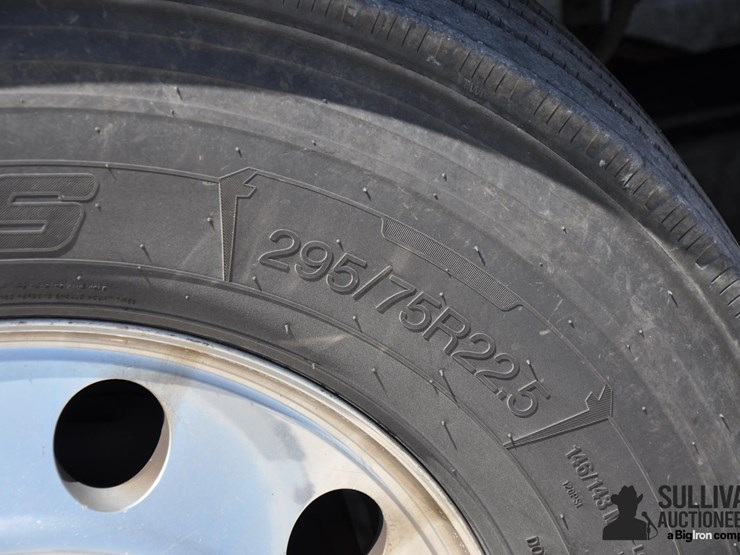2019-kenworth-t680-image-10