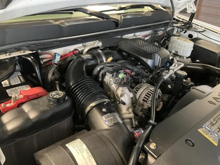 2009-chevrolet-silverado-3500hd-image-11