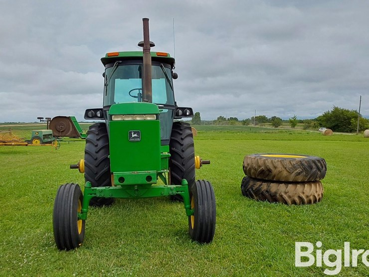 1988-john-deere-4050-image-2