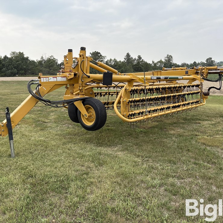 2015 VERMEER R2800