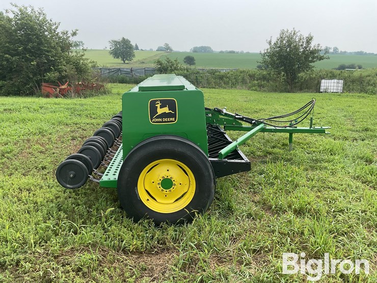john-deere-450-image-4