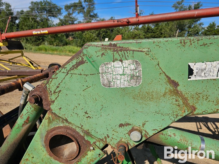 john-deere-4440-image-11