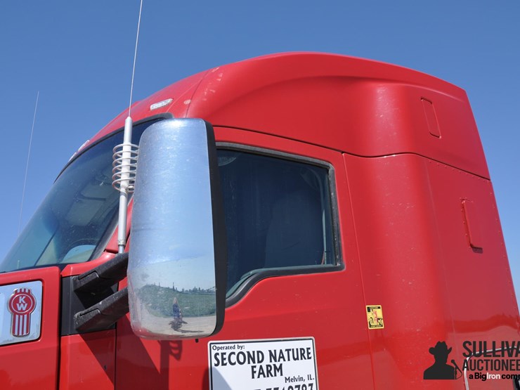 2019-kenworth-t680-image-14