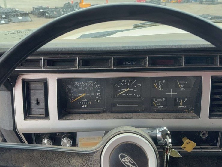 1985-ford-f700-image-23