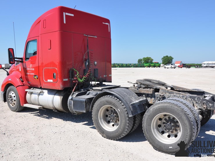 2019-kenworth-t680-image-7