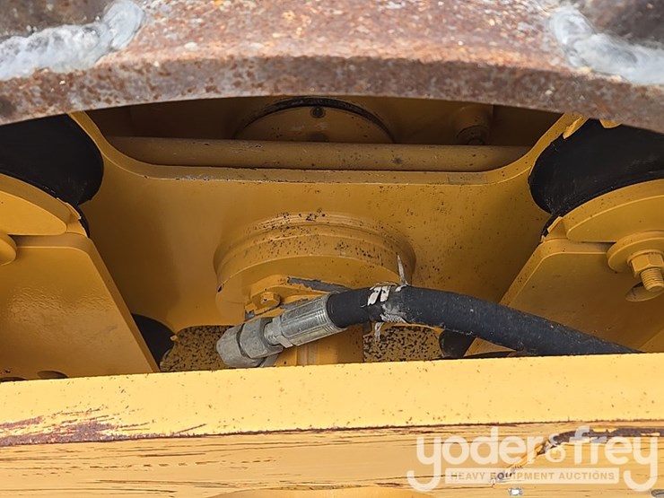2017-volvo-sd45b-image-19