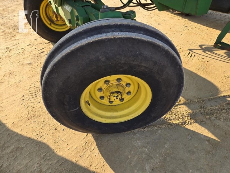 1993-john-deere-7600-image-14