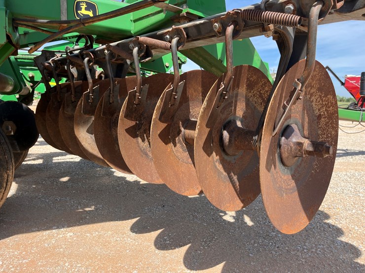 2009-john-deere-637-image-5