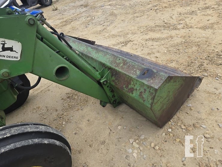 john-deere-2640-image-6
