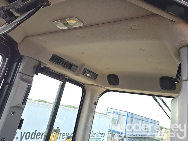 2014-komatsu-d155ax-7-image-59