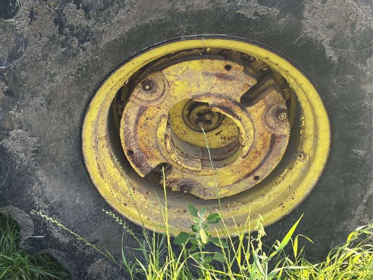 john-deere-r-image-30