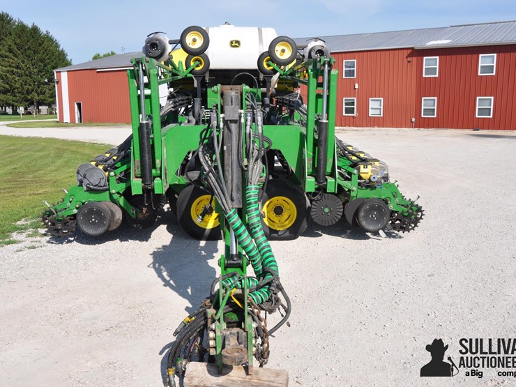 2010-john-deere-db60-image-2