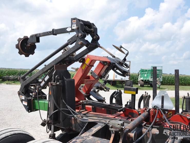 case-ih-2500-image-16
