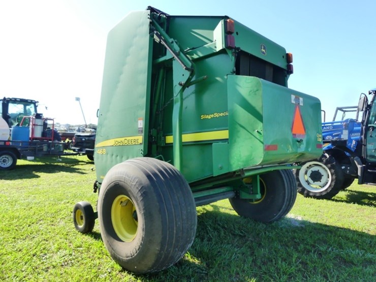 2009-john-deere-468-image-4