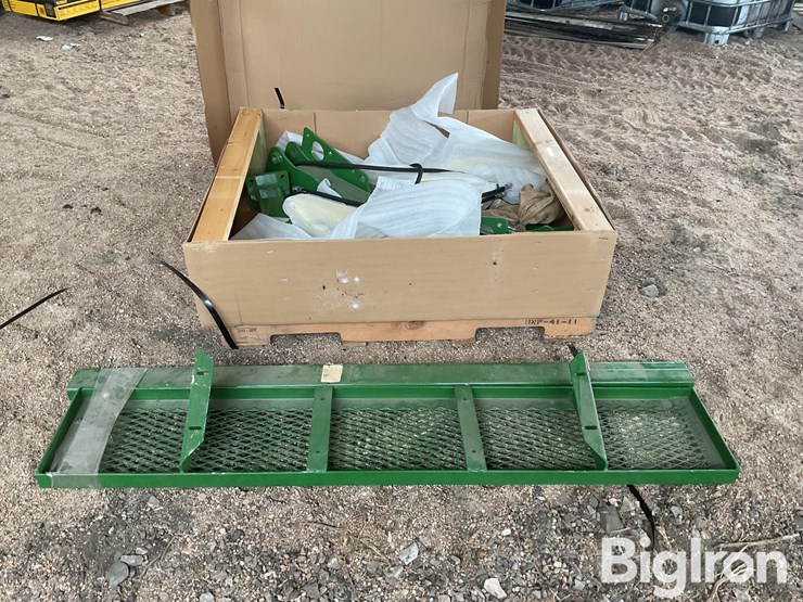 john-deere-148-image-2