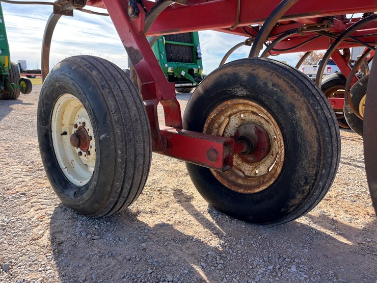 case-ih-5700-image-5