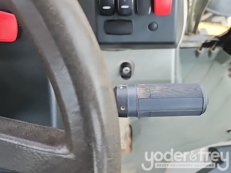 2011-caterpillar-420e-image-63
