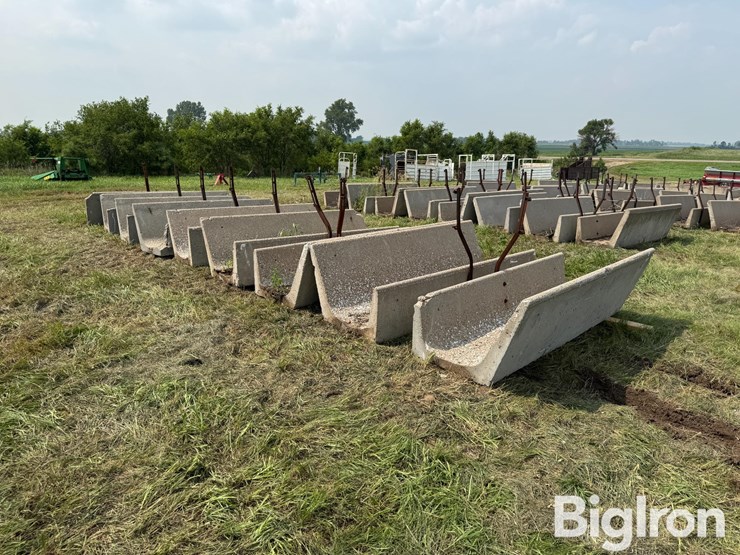 concrete-feed-bunks-image-6