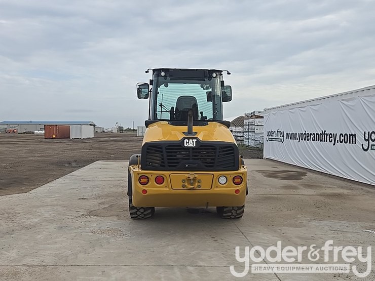 2023-caterpillar-908-image-4