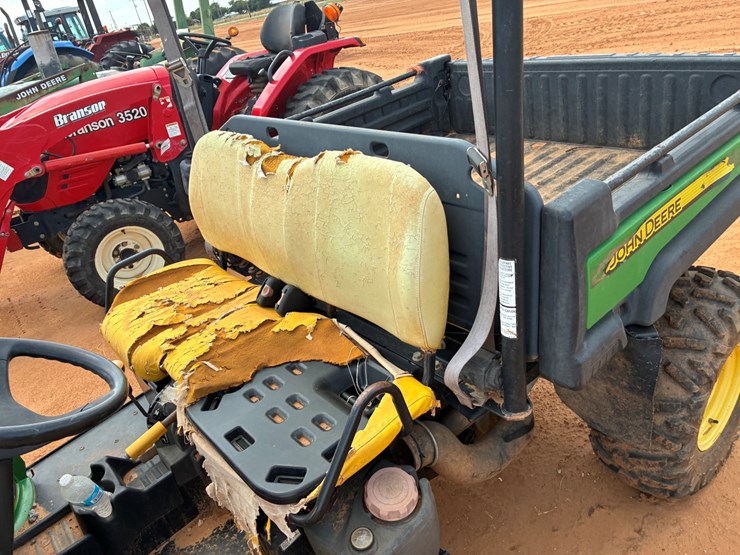 #t8041-•-john-deere-825d-image-5