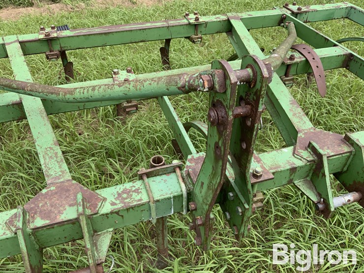 john-deere-100-image-10