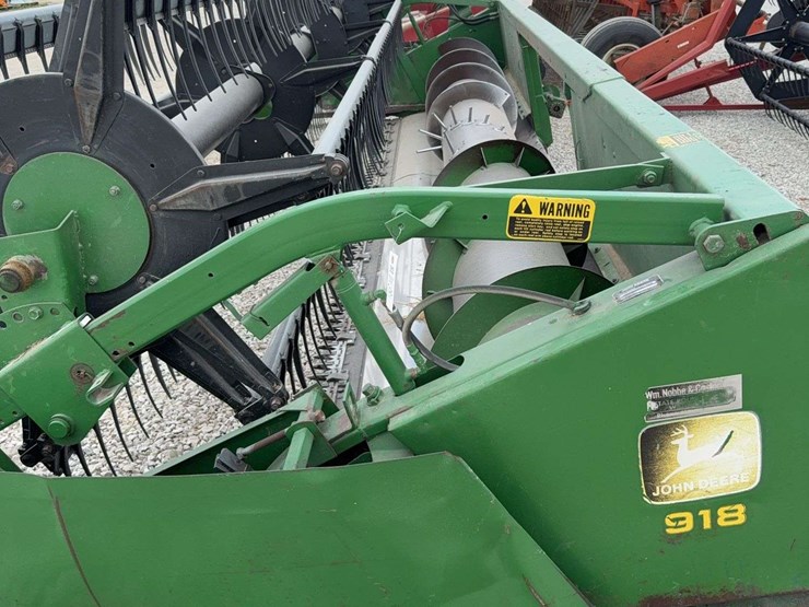 2025-john-deere-918-image-16
