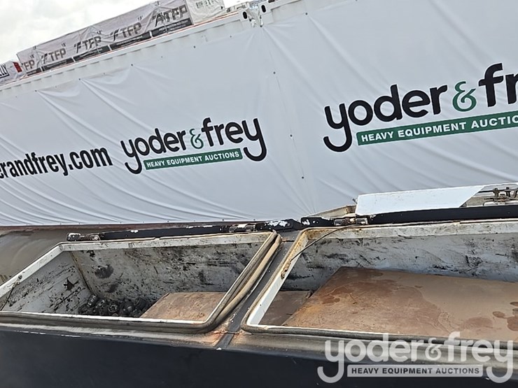 2019-ford-f550-image-25