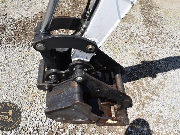 2014-bobcat-e35-image-27