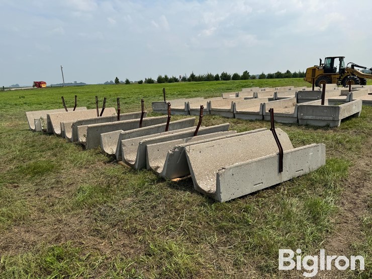 concrete-feed-bunks-image-3