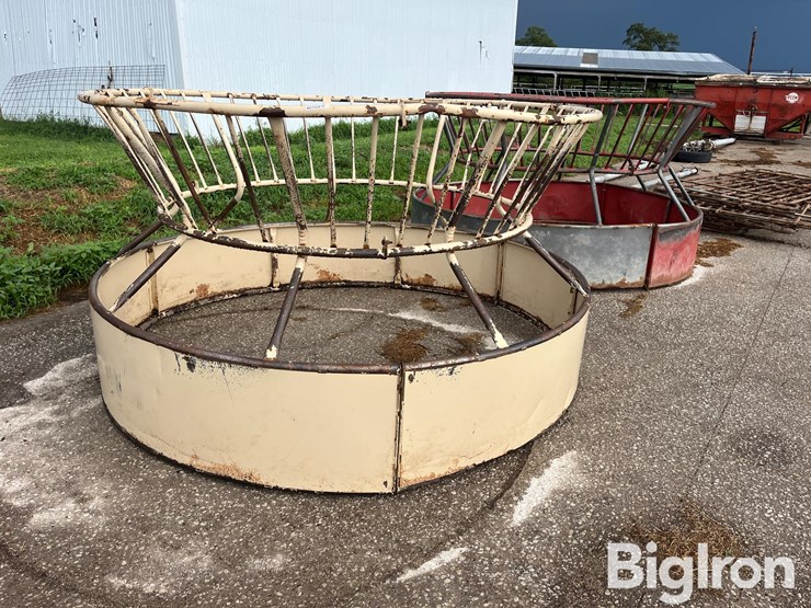 bale-feeders-image-1
