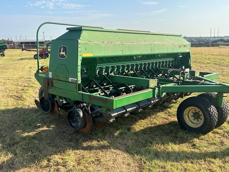 john-deere-1590-image-13